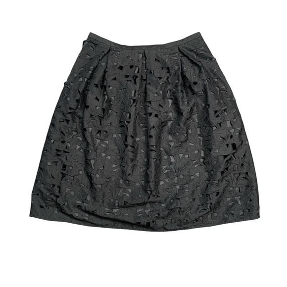 Talbots Skirt Women 14 P Petite Black Pure Silk Cut Out Floral Lasercut Side Zip - Picture 1 of 14